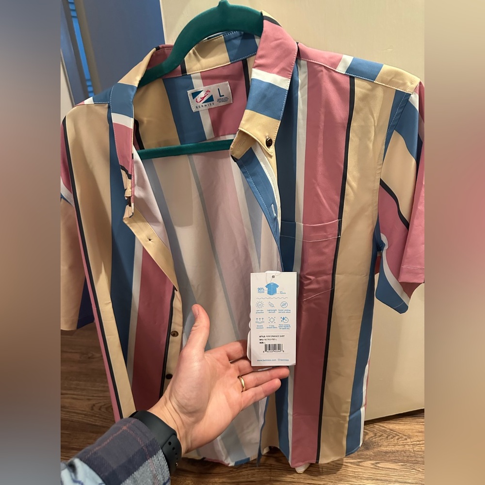 Large Bermies performance shirt